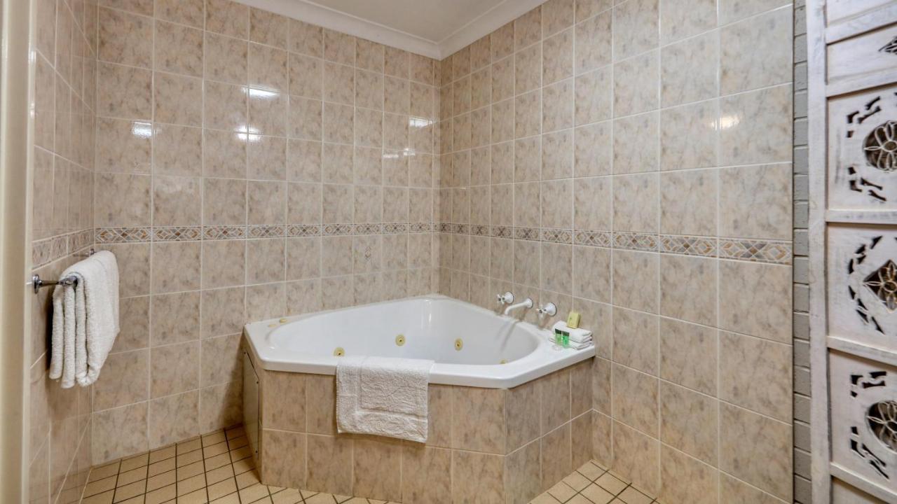 Canowindra Riverview Motel 外观 照片