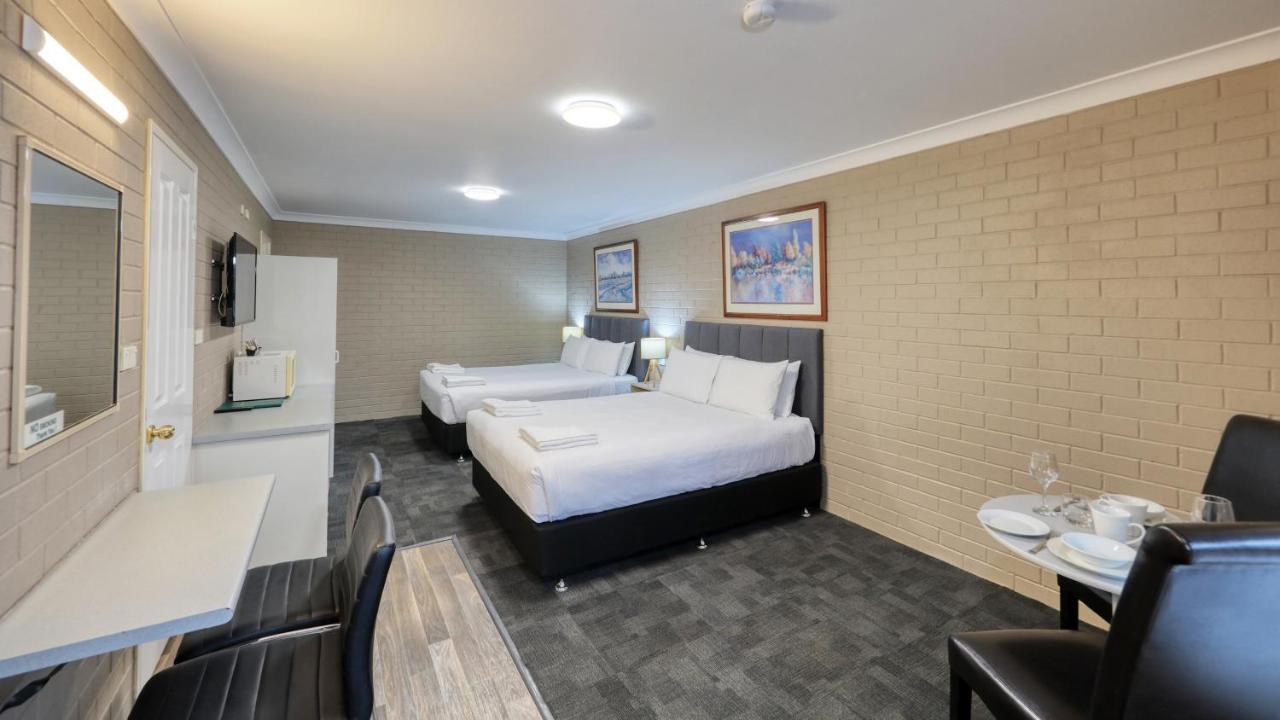 Canowindra Riverview Motel 外观 照片
